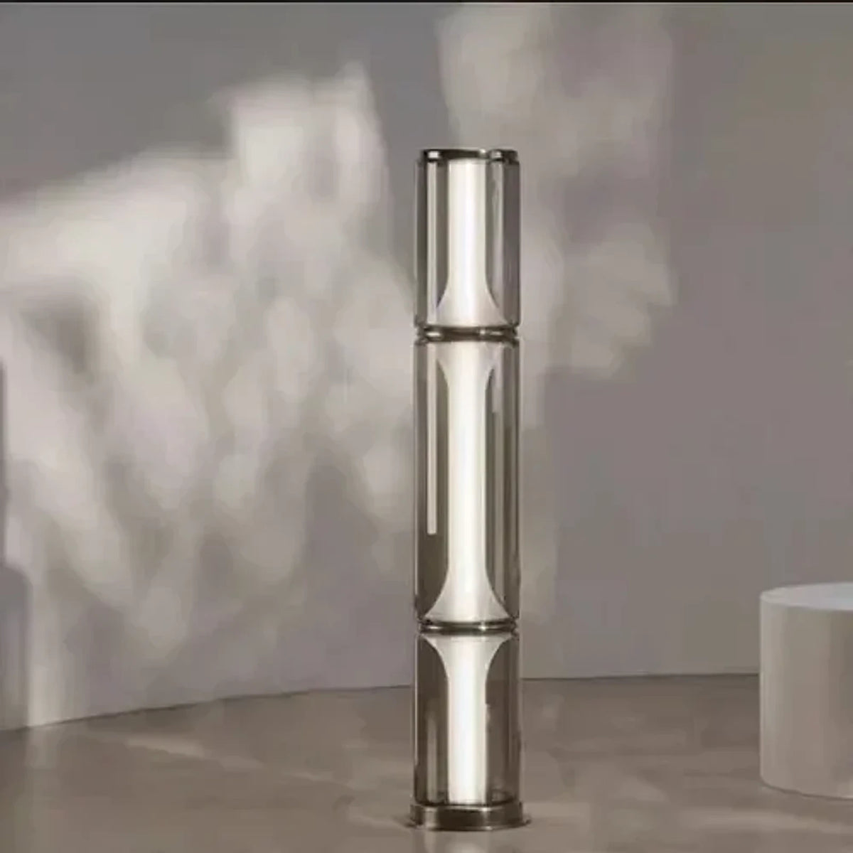 Luminária de Piso Vidro, peça de luminárias de piso da VivaCasa — imagem 12