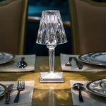 Luminária Luxury de Mesa LED Sem fio Delamantina