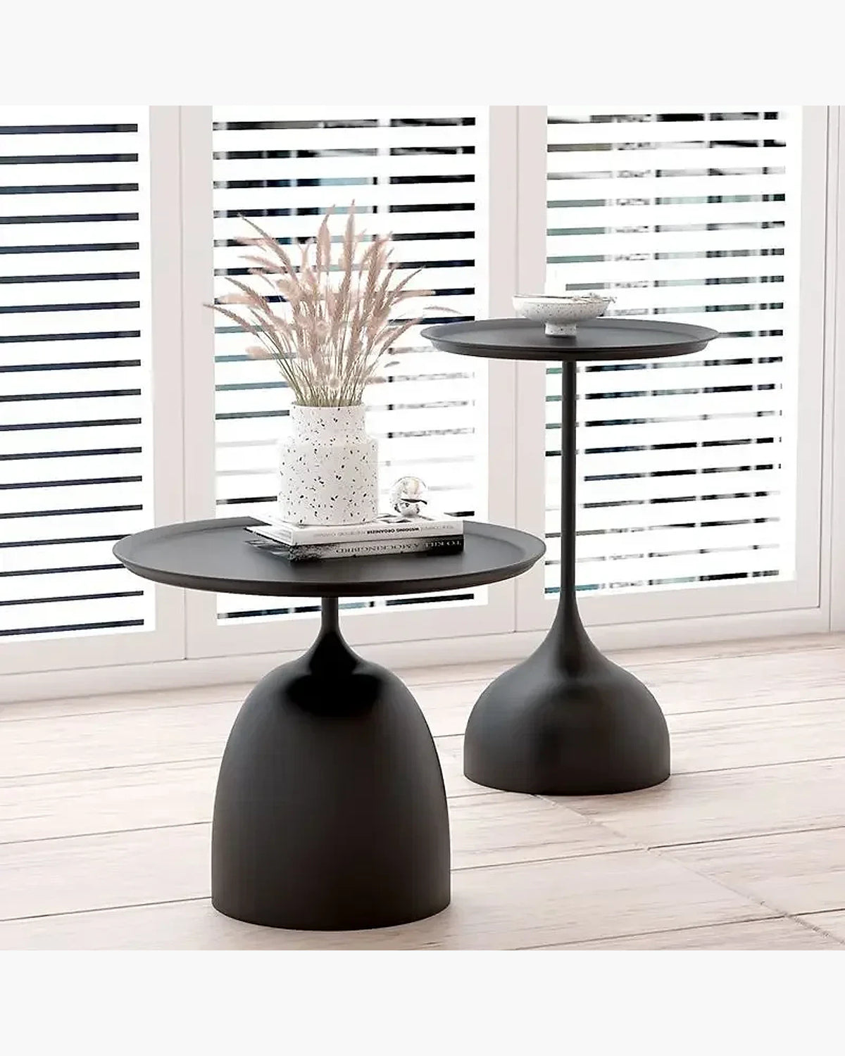 Mesa Lateral Contemporâneo Redondo, peça de mesas laterais da VivaCasa