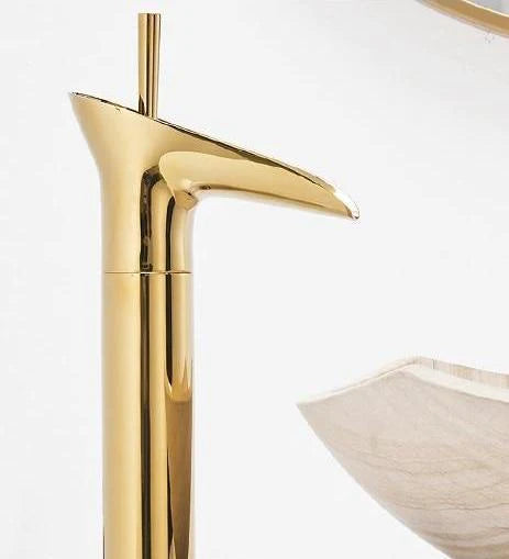 Torneira de Cascata em Latão Antigo - Misturador de Pia de Banheiro com Design de Alça Única