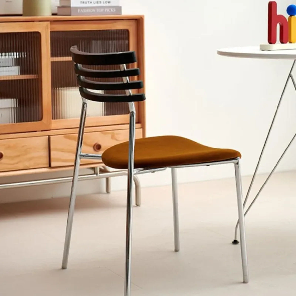 Poltrona Vintage Retrô, peça de poltronas da VivaCasa — imagem 3