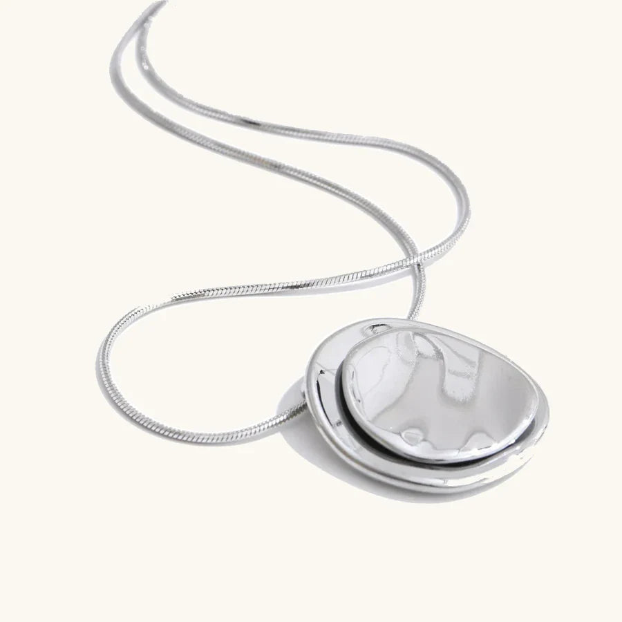 Colar Medalhas Duplas Prateado