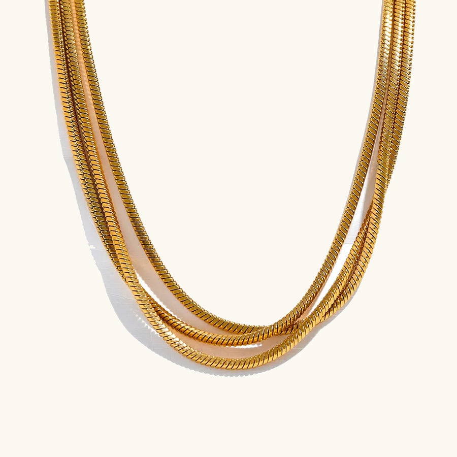 Colar Longo em Camadas Dourado